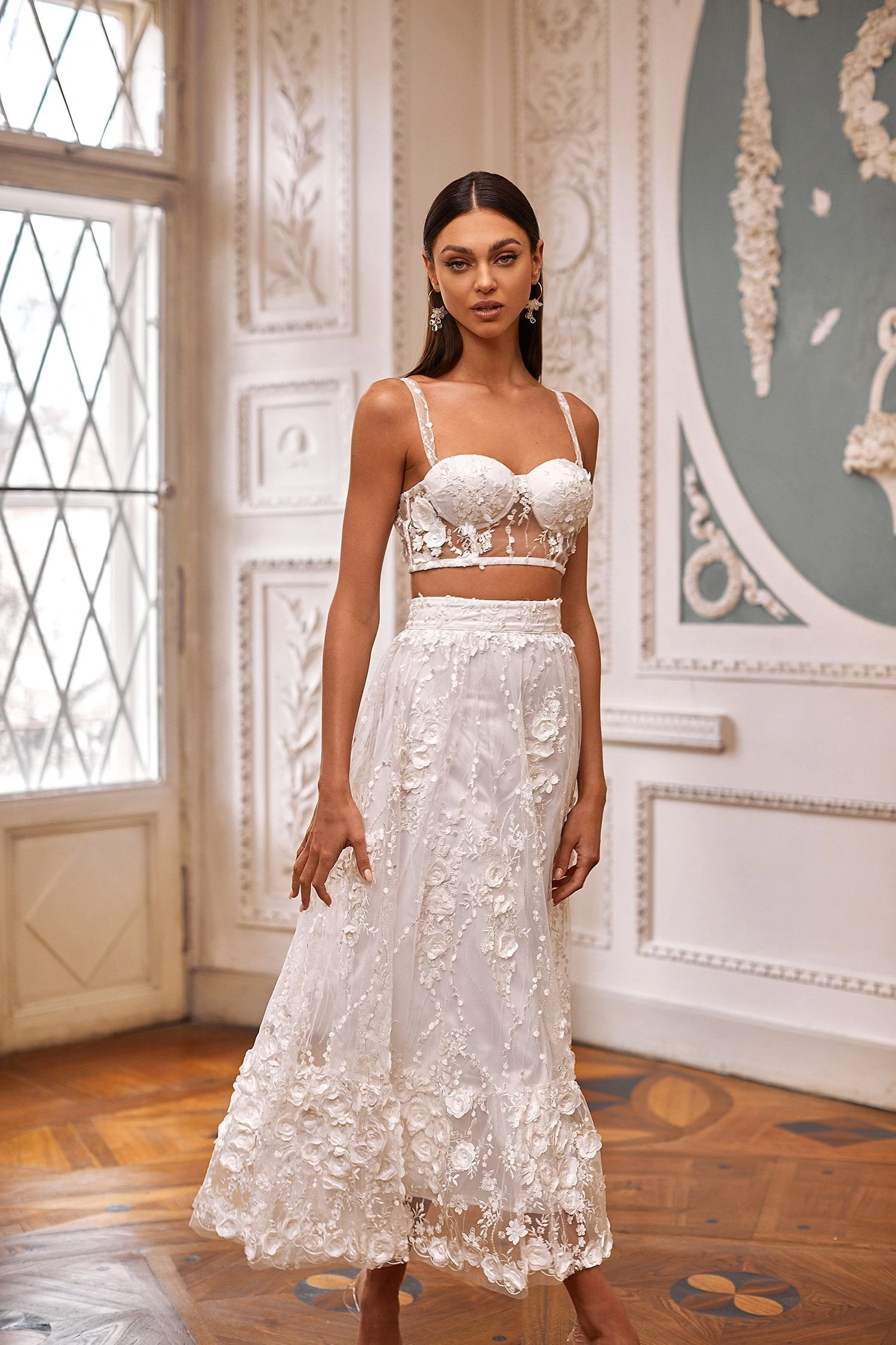 Aella - White 2 Aella - White - Image 2