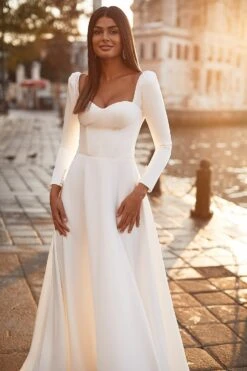 Lale Gown 10 Lale Gown -Alamour The Label Shop 1 76acb37a d1d1 464e b333 c34120650601