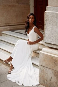 Katelyn Gown 11 Katelyn Gown -Alamour The Label Shop 25 1bf56e58 93ef 448d b020 ec9d30fc320e