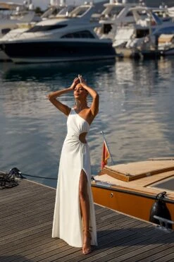 Rialda Dress -Alamour The Label Shop 32 731bff00 85c3 46dc 89d4 aac5ef7559a6