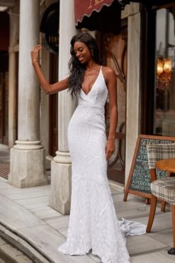 Kalila - White -Alamour The Label Shop 72 0fac5566 3e65 4dbd 9143 677e0121c91d