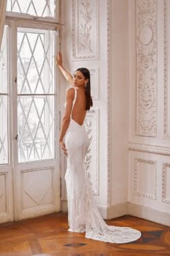 Larisa - White 6 Larisa - White -Alamour The Label Shop 8 ee705FGHece c702 4056 8d3c 664b94257b23 1600x ce172a11 e03e 44d1 8aa3 4b86fe8d62a2