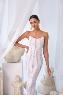 Nora - White -Alamour The Label Shop 8 ee7RS05ece c702 4056 8d3c 664b94257b23 1600x e1ddaaa9 d9f9 48de 8179 b4e750c50c5d